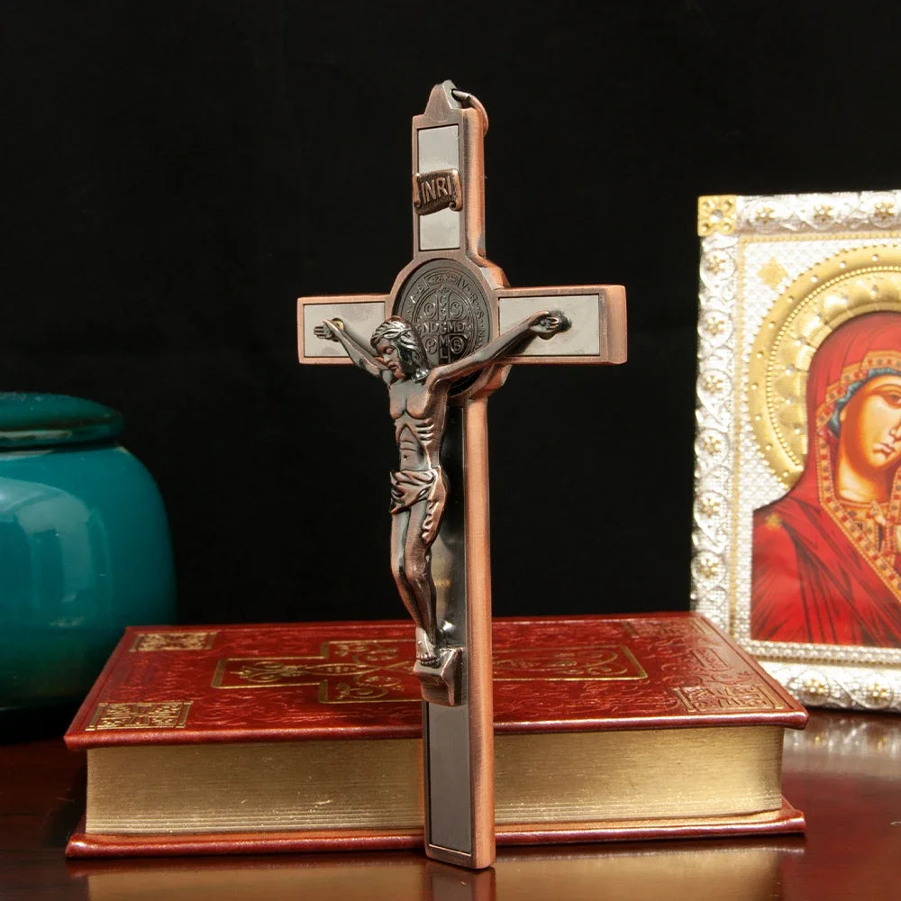 HTISOK – Cruz Católica con Imagen de Jesús | Decoración de Pared y Cruz de Oración de Aleación Metálica