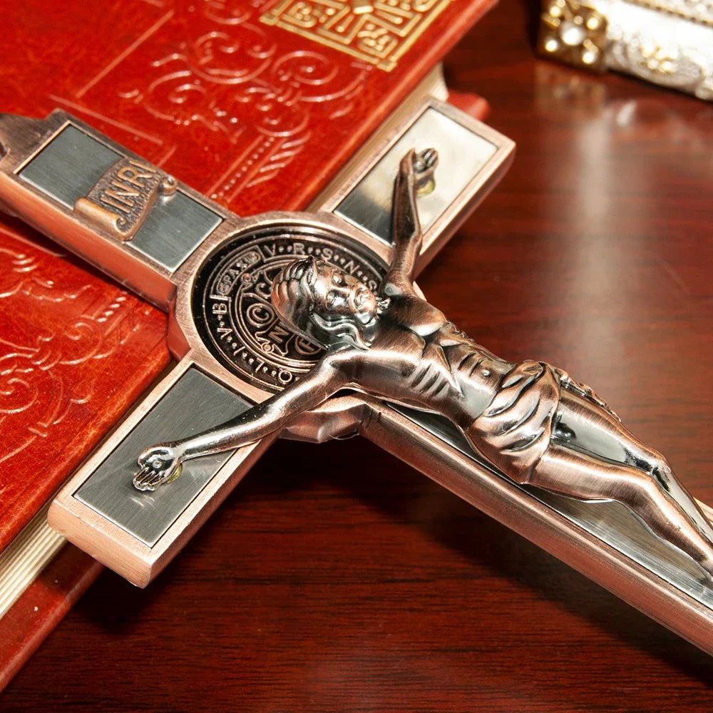 HTISOK – Cruz Católica con Imagen de Jesús | Decoración de Pared y Cruz de Oración de Aleación Metálica