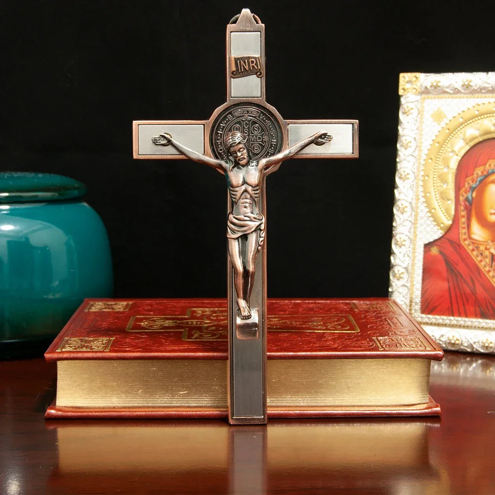 HTISOK – Cruz Católica con Imagen de Jesús | Decoración de Pared y Cruz de Oración de Aleación Metálica